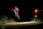 Downhill Bekleidung von Esjod - Customs beim Sprung